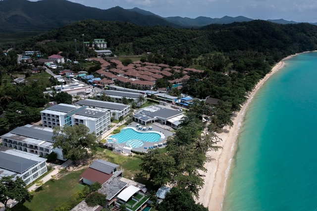 Royal Yao Yai Island Beach Resort Logo