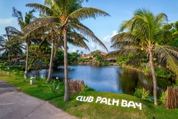 Club Palm Bay Logo