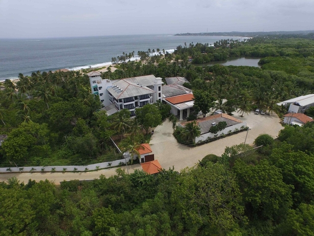 Lagoon Paradise Beach Resort Logo