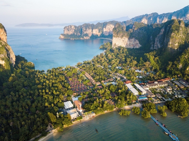 Railay Bay Resort and Spa Logo