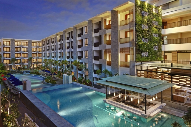 Courtyard By Marriott Bali Seminyak Resort Logo