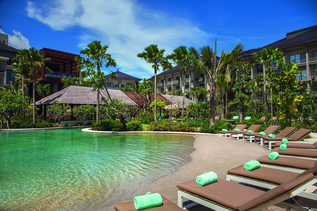 Mövenpick Resort & Spa Jimbaran Bali Logo