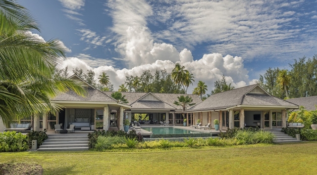 Four Seasons Resort Seychelles at Desroches Island Logo