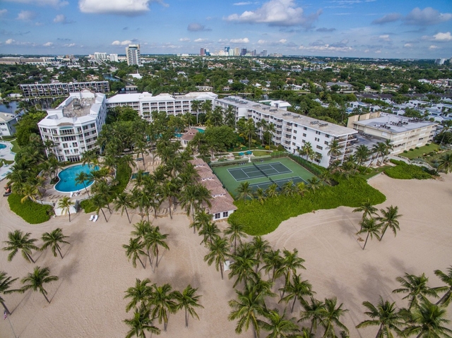 Lago Mar Beach Resort & Club Logo