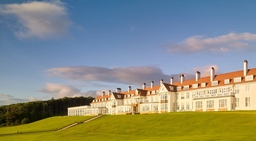 Trump Turnberry Logo