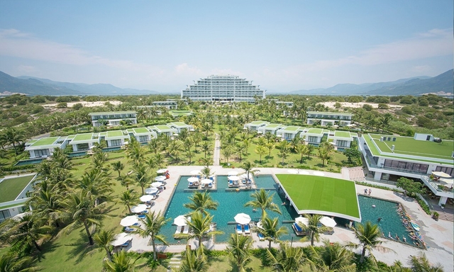 Cam Ranh Riviera Beach Resort & Spa Logo