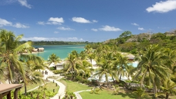 Holiday Inn Resort Vanuatu Logo