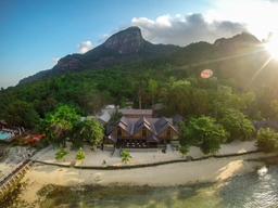 Tunamaya Beach & Spa Resort Tioman Island Logo